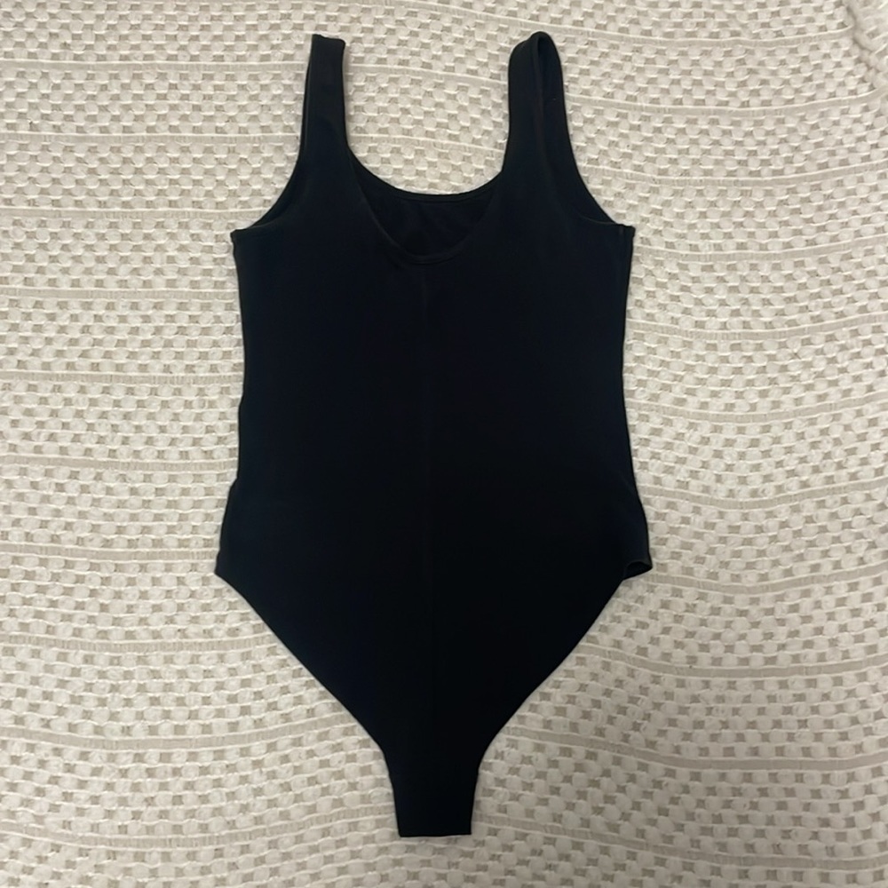 Levi’s Women’s Bodysuit - Sleeveless - Picture 5 of 9